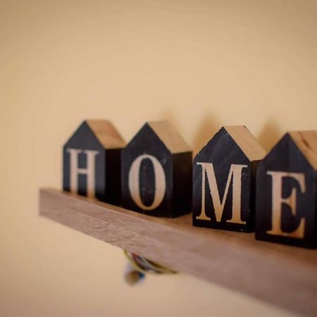 Home Pátra Eksteriør bilde